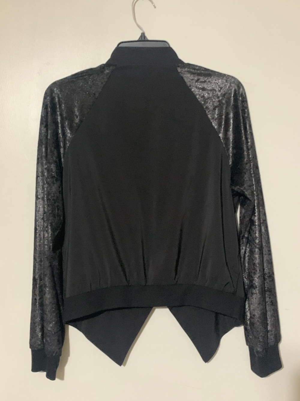 BCBGMaxAzria Black Draped Open-Front Blazer with Shimmery Sleeves - Picture 4 of 5